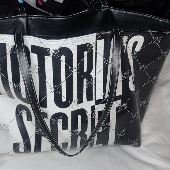 Victoria's Secret tote - Picture 4 of 6